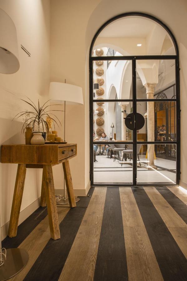 Room Select Tetuan Sevilla Eksteriør bilde